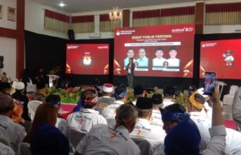 Debat Pertama Paslon Bupati dan Wakil Bupati Dompu Berjalan Sukses