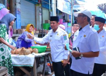 Bupati Dompu Sidak Pasar Raya, Tata Letak Semrawut, Pedagang Mengeluh, Solusi Dicanangkan