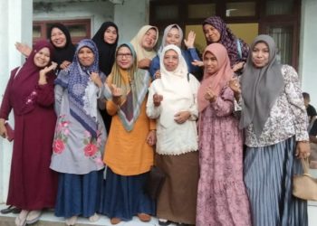 Arisan Perdana IKWI Dompu, Bangun Rasa Solidaritas dan Kekeluargaan 