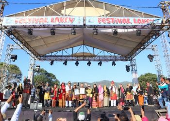 Dukung Pengembangan Pariwisata Dompu, STM Turut Sukseskan Festival Lakey 2025