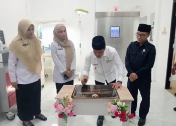 Bupati Dompu Resmikan Ruang Operasi Modern RSUD Manggelewa