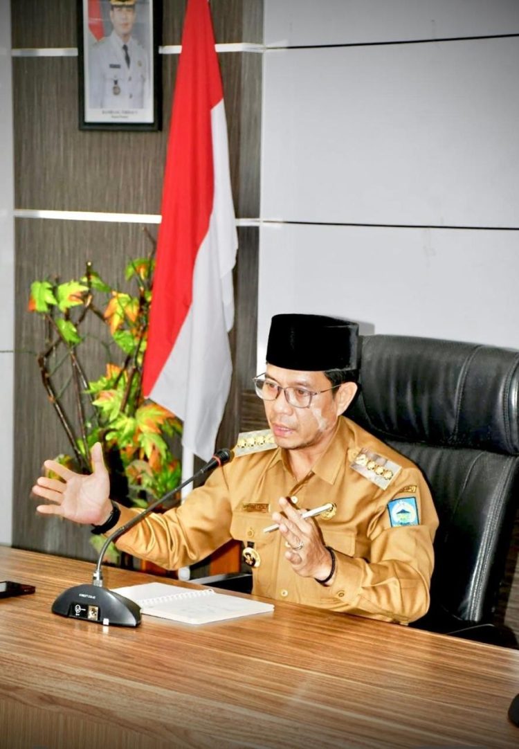 Bupati Dompu Pimpin Rapat Penentuan Lokasi Strategis Pembangunan Pabrik Pakan  ‎