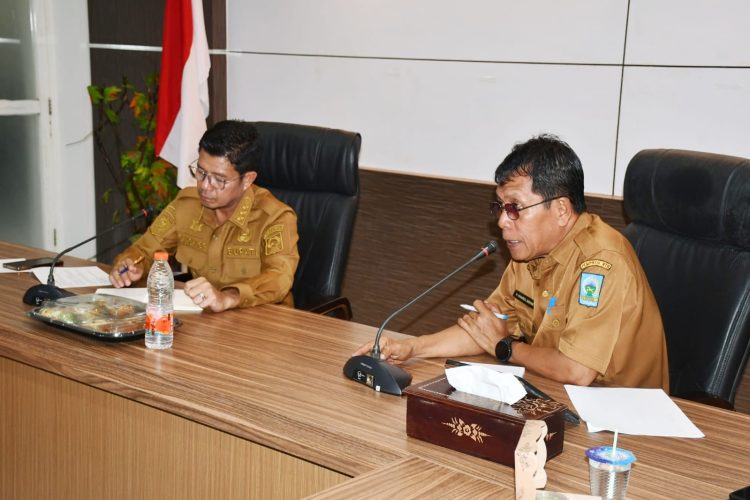 Bupati Dompu Pimpin Rakor Penyerapan Gabah dan Jagung