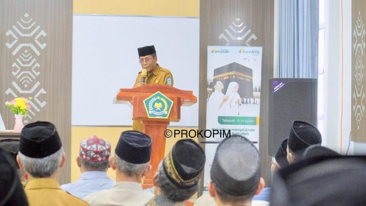 Sekda Dompu Hadiri Halal Bi Halal CJH Kabupaten Dompu 2026      