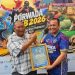 Kadiskominfo Serahkan Piagam Kepada Juri Jurnalistik dan Fotografi Porwada 2026