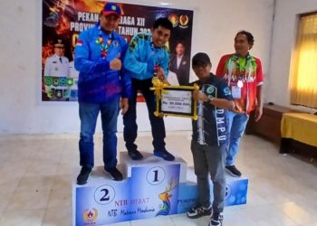 Ketua KONI Terus Kobarkan Semangat Atlet, Dompu Tambah Emas Dua dari Kick Boxing dan Satu Catur Klasik, Total Raihan Emas Jadi 12