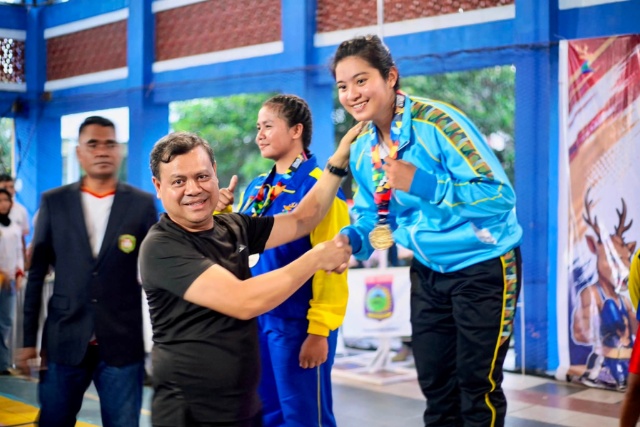 Tambahan 4 Emas dari Tinju dan Biliar, Koleksi Emas Dompu Tembus 10 Keping