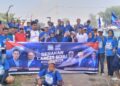 Sambut HUT ke-25, Demokrat Dompu Awali Gerakan Langit Biru dengan Bersihkan TPU