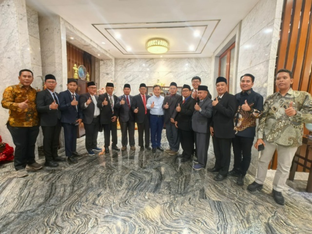 Perkuat Hubungan Keagamaan dan Ekonomi, Ormas Keagamaan NTB Kunjungi Tiongkok